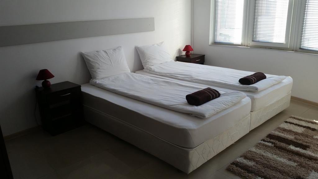 4U Apartment Бургас Екстериор снимка